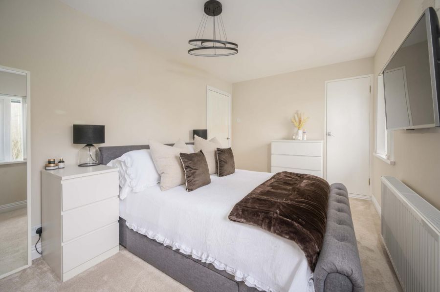 9 Knockwood Crescent