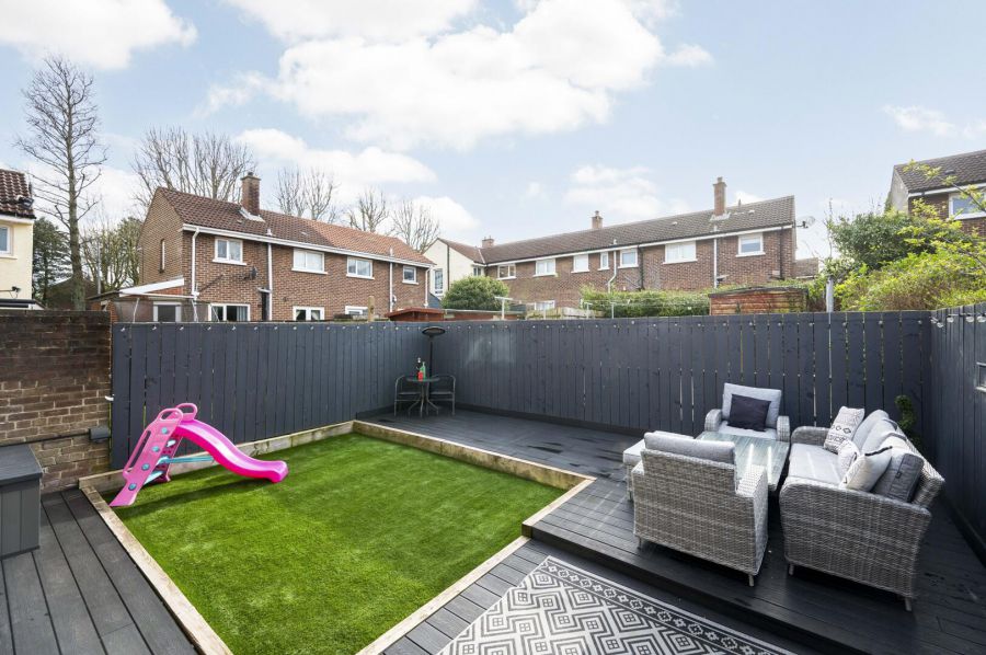 9 Knockwood Crescent