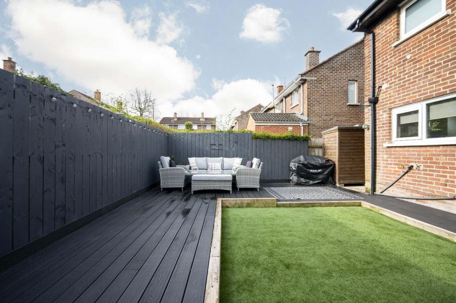 9 Knockwood Crescent