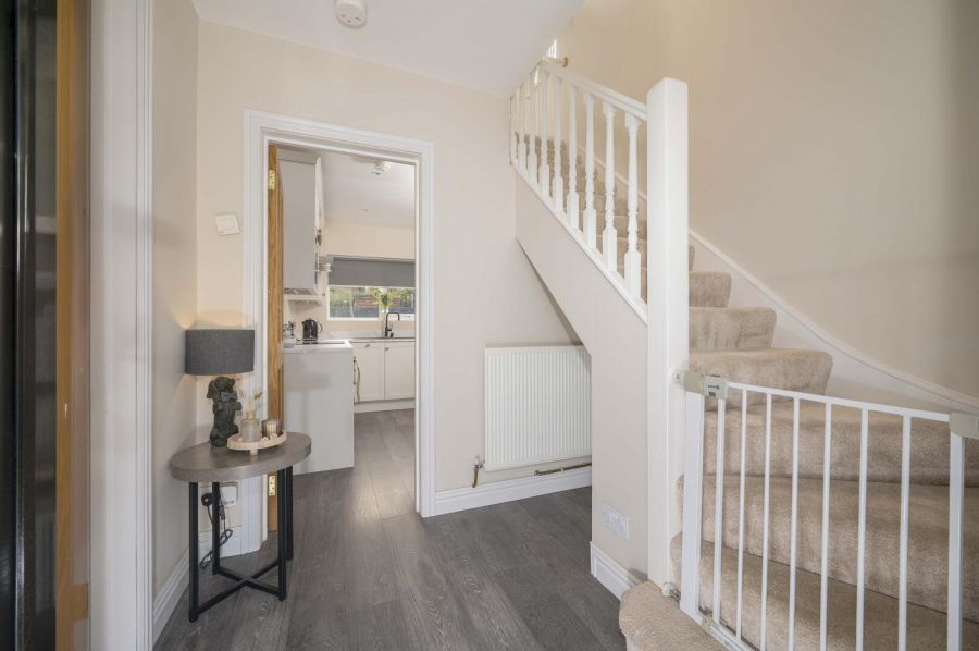 9 Knockwood Crescent