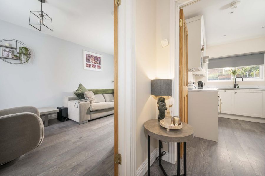 9 Knockwood Crescent