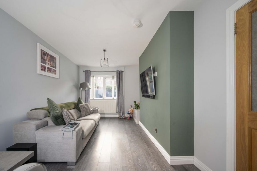 9 Knockwood Crescent