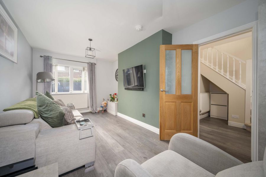 9 Knockwood Crescent