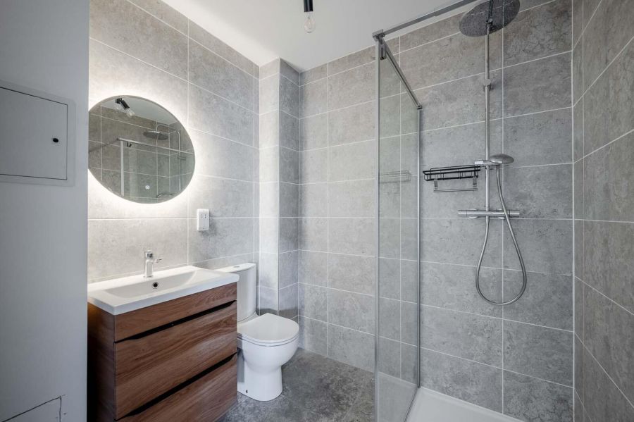Apt 40, 1A Fane Street