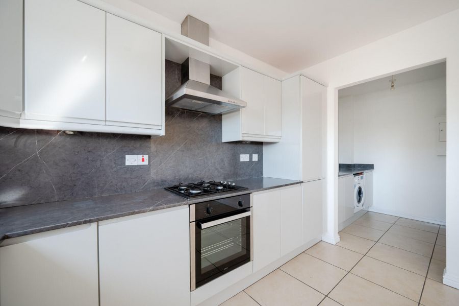 Apt 40, 1A Fane Street