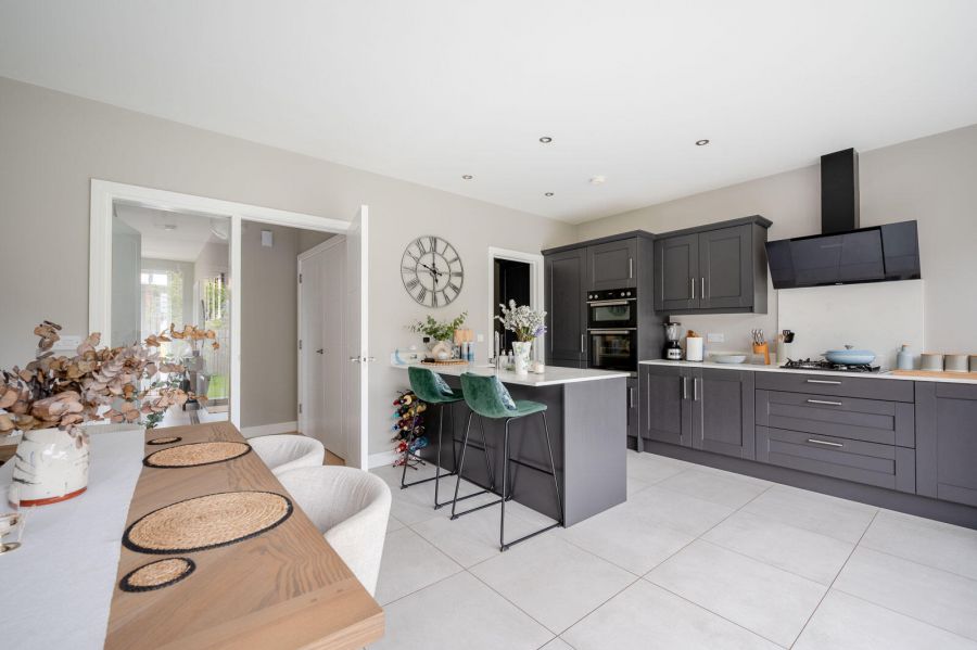 17 Castlehill Wood