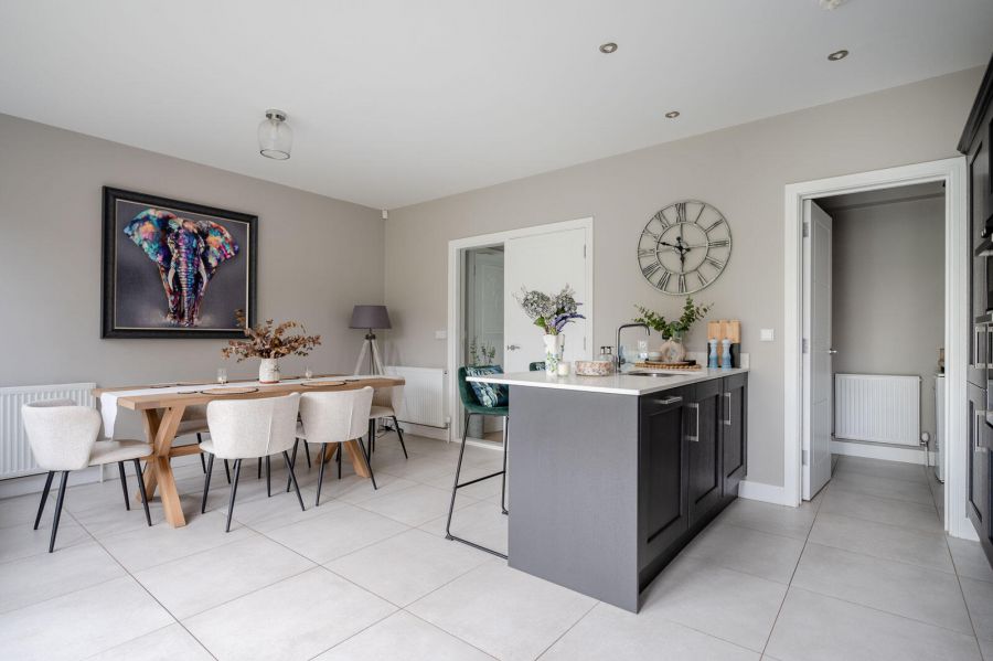 17 Castlehill Wood
