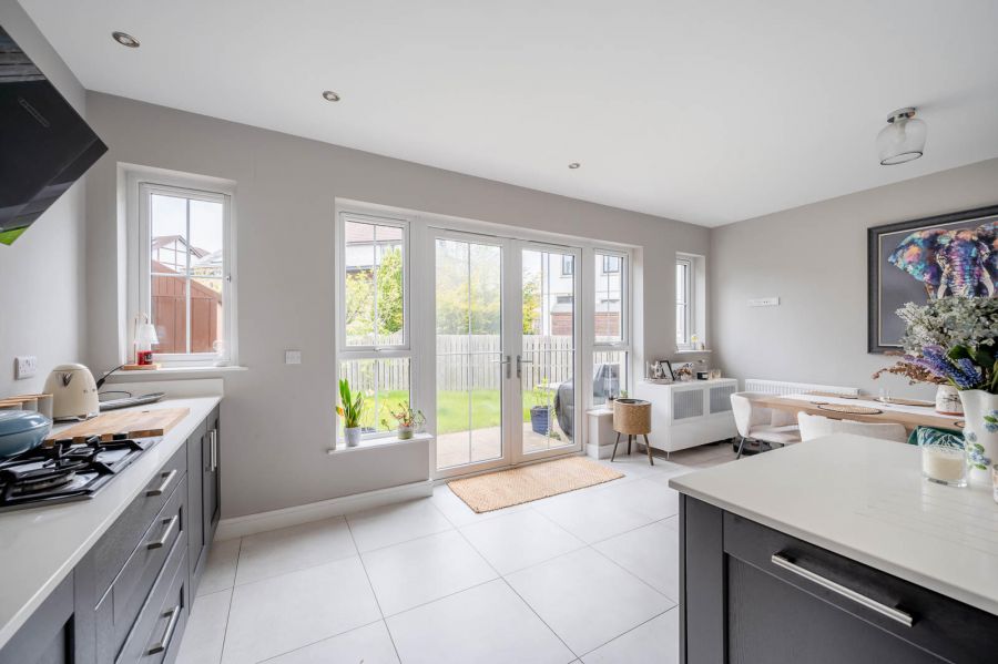 17 Castlehill Wood
