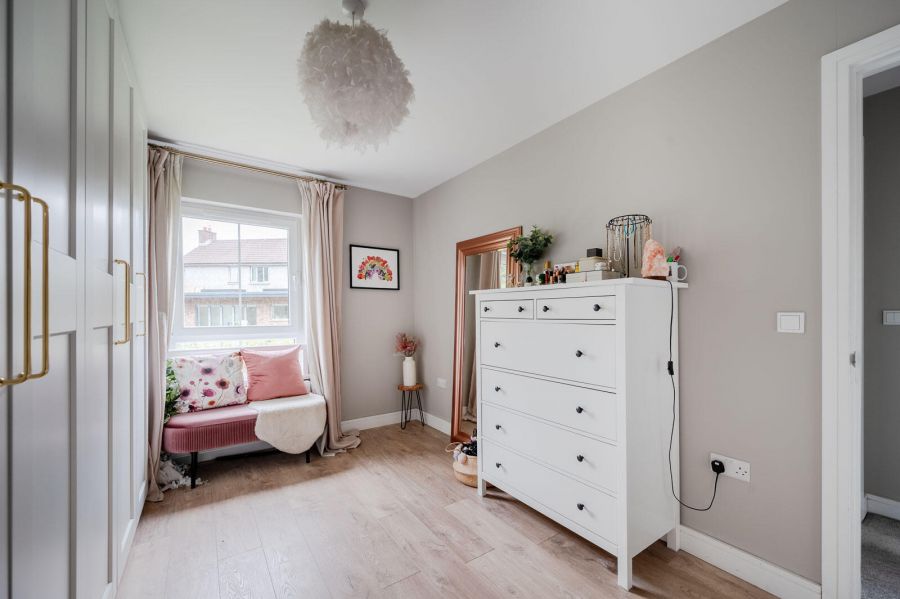 17 Castlehill Wood