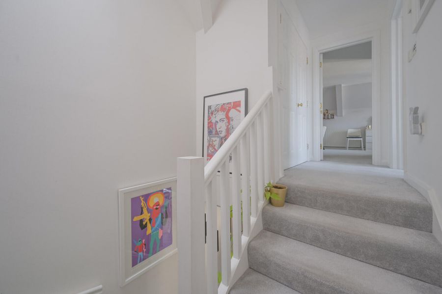 18 Strathearn Lane