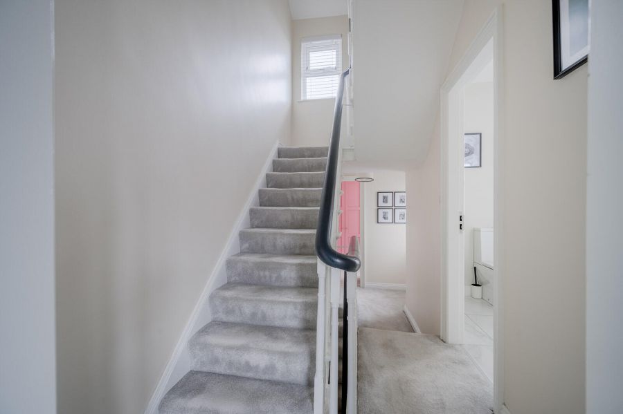 31 Oakland Avenue