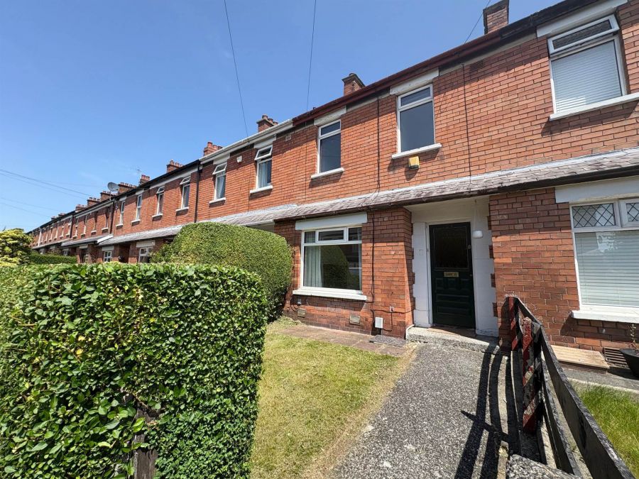 24 Eastleigh Crescent