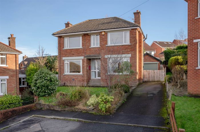 30 Casaeldona Rise, castlereagh, belfast, BT6 9RA