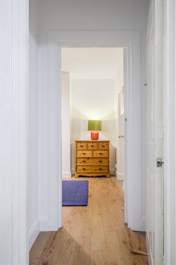 Flat 2 Holyrood Manor