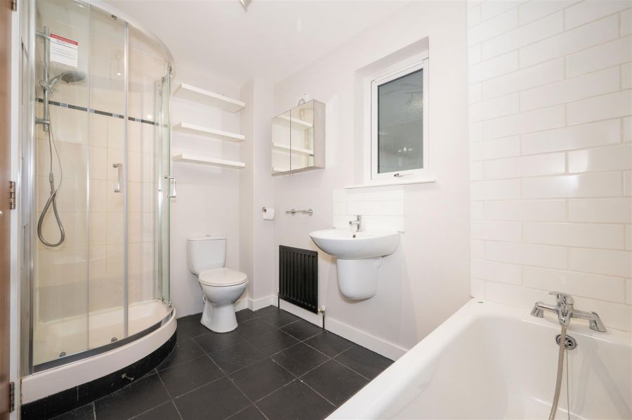 B2 Altona Place