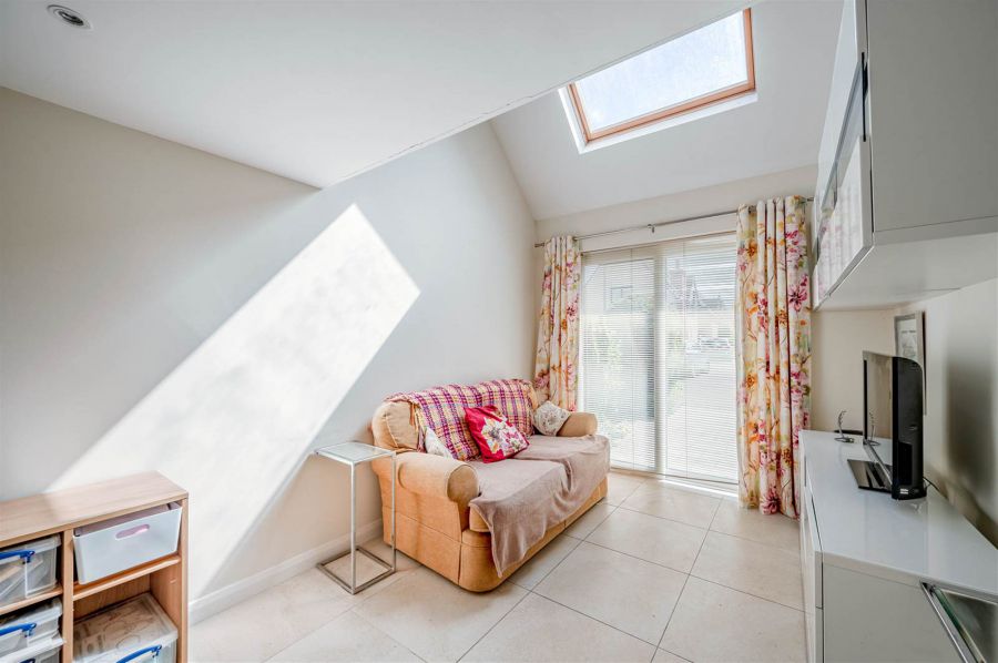 10 Clonallon Court