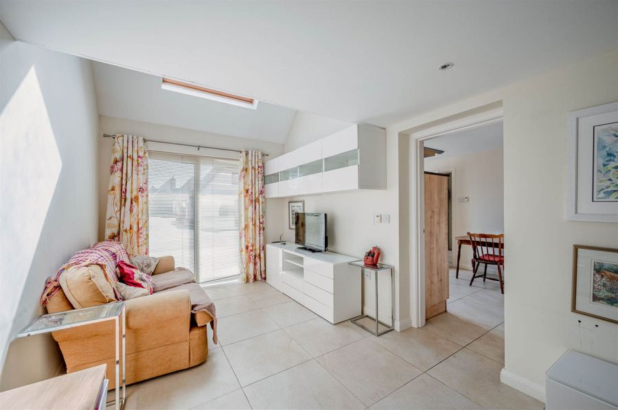 10 Clonallon Court