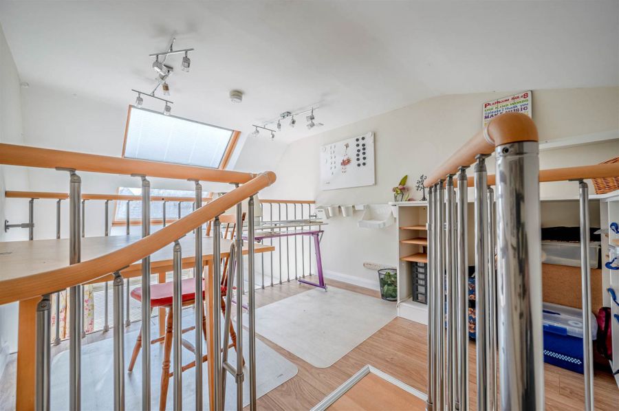 10 Clonallon Court