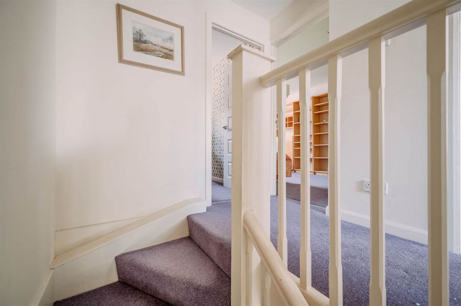 10 Clonallon Court