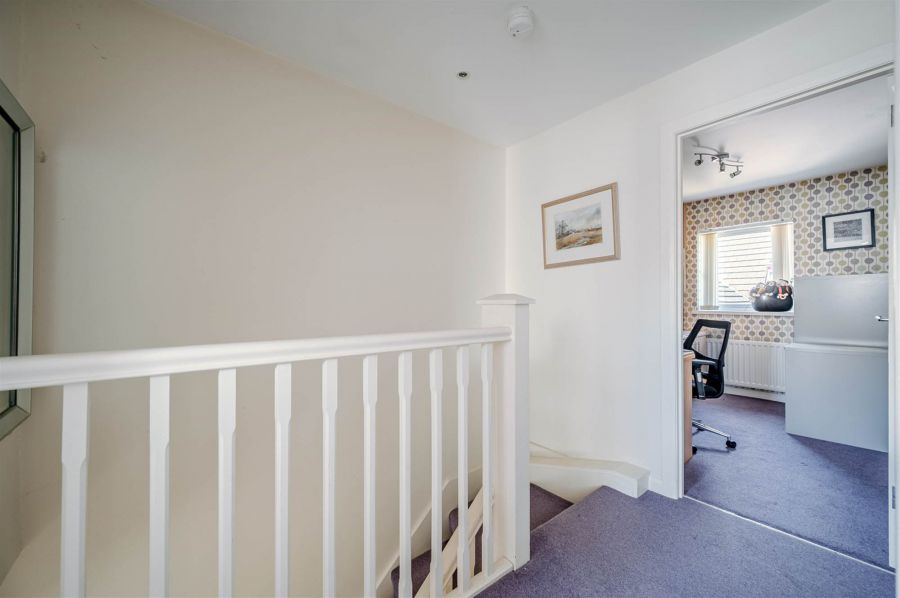 10 Clonallon Court