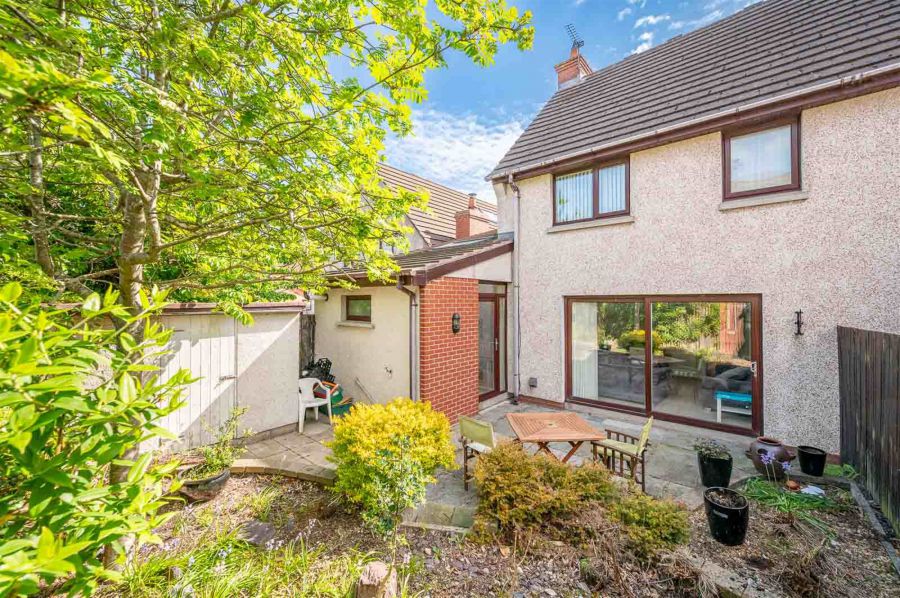 10 Clonallon Court