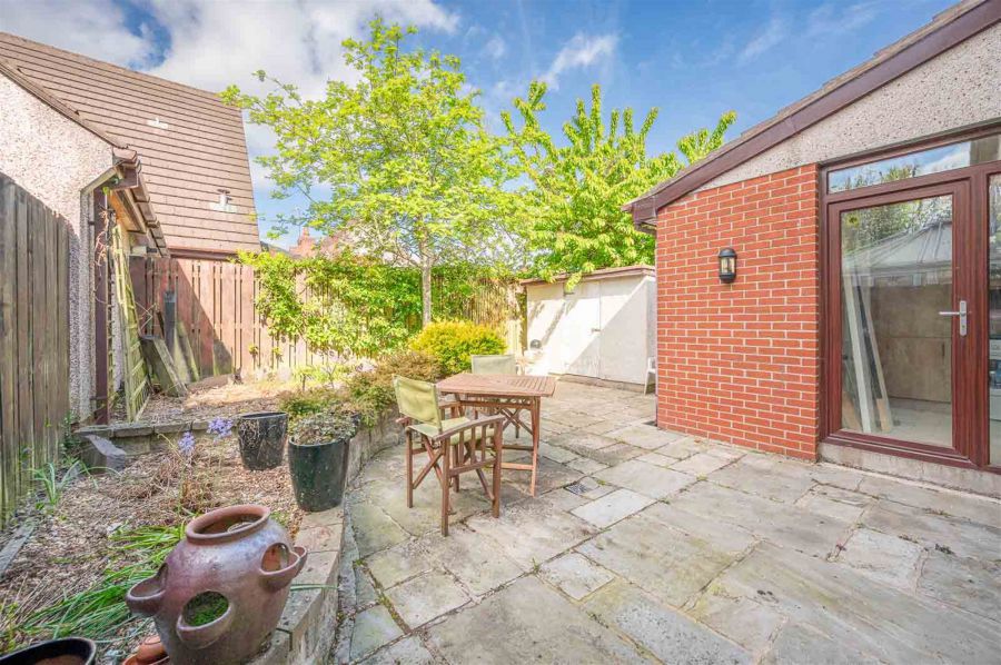 10 Clonallon Court