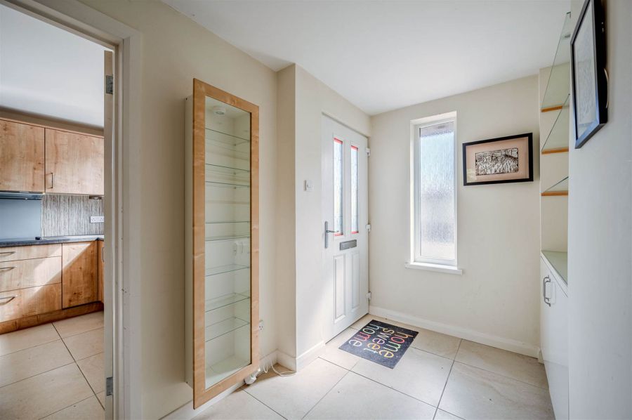 10 Clonallon Court
