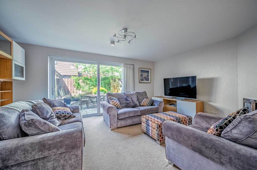 10 Clonallon Court