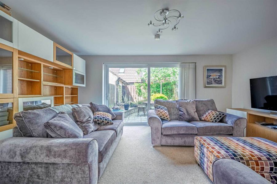 10 Clonallon Court