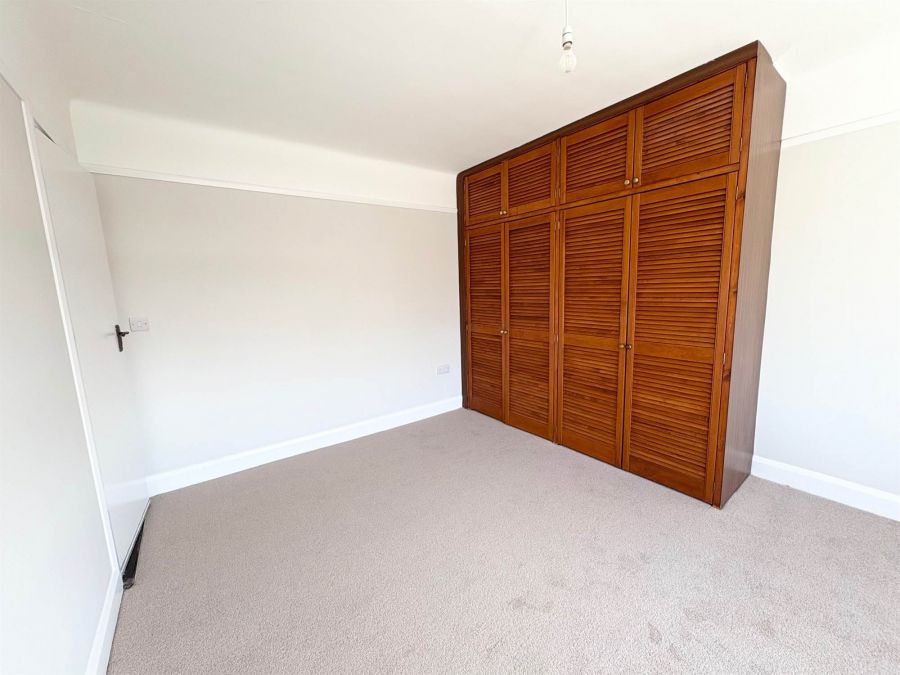 13 Greenwood Park