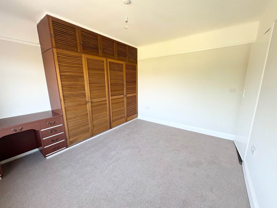 13 Greenwood Park