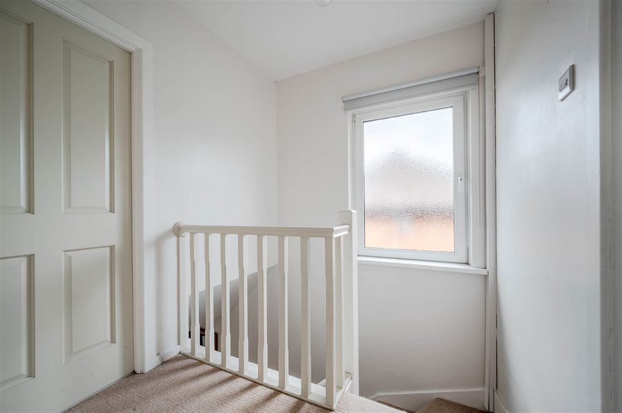 15 Glenview Gardens