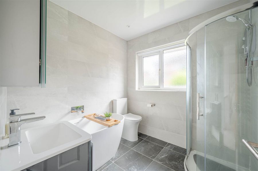 15 Glenview Gardens