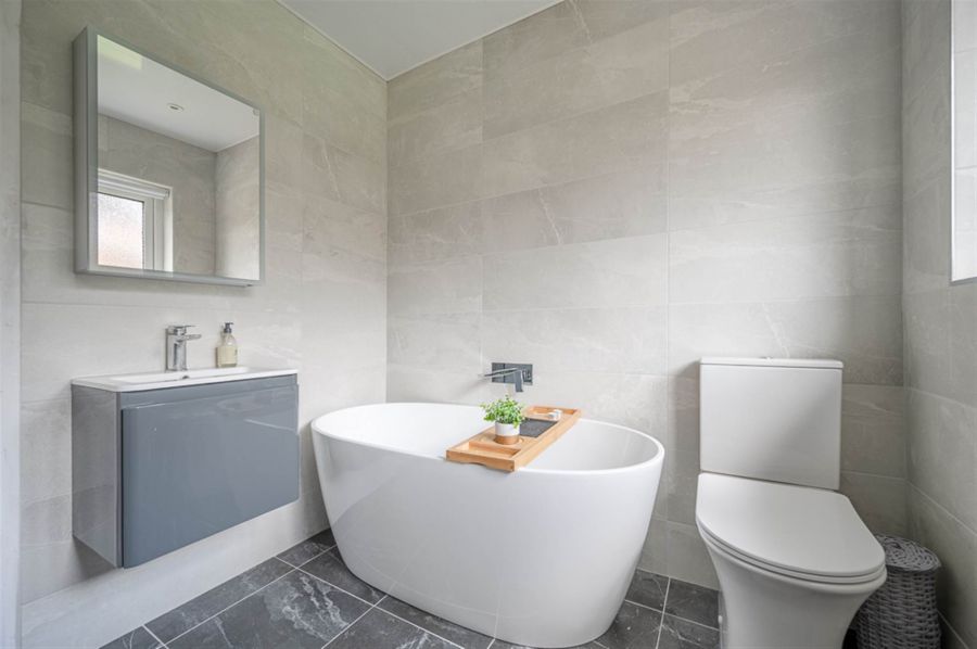 15 Glenview Gardens