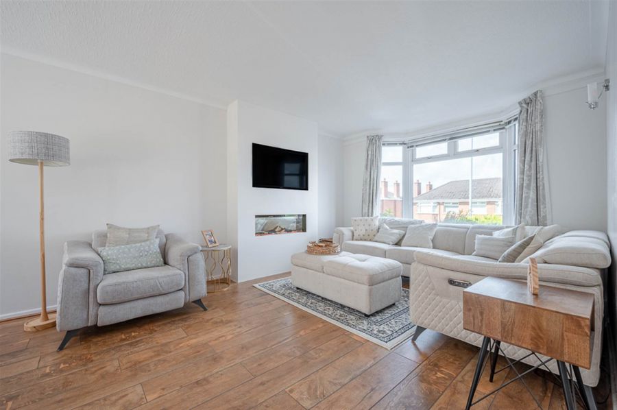 15 Glenview Gardens