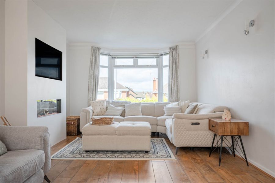 15 Glenview Gardens