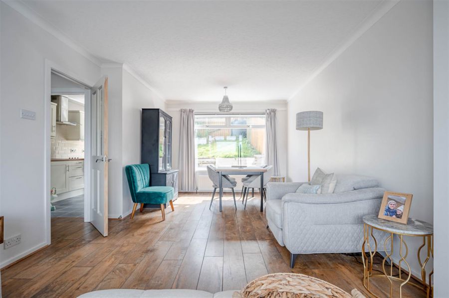 15 Glenview Gardens