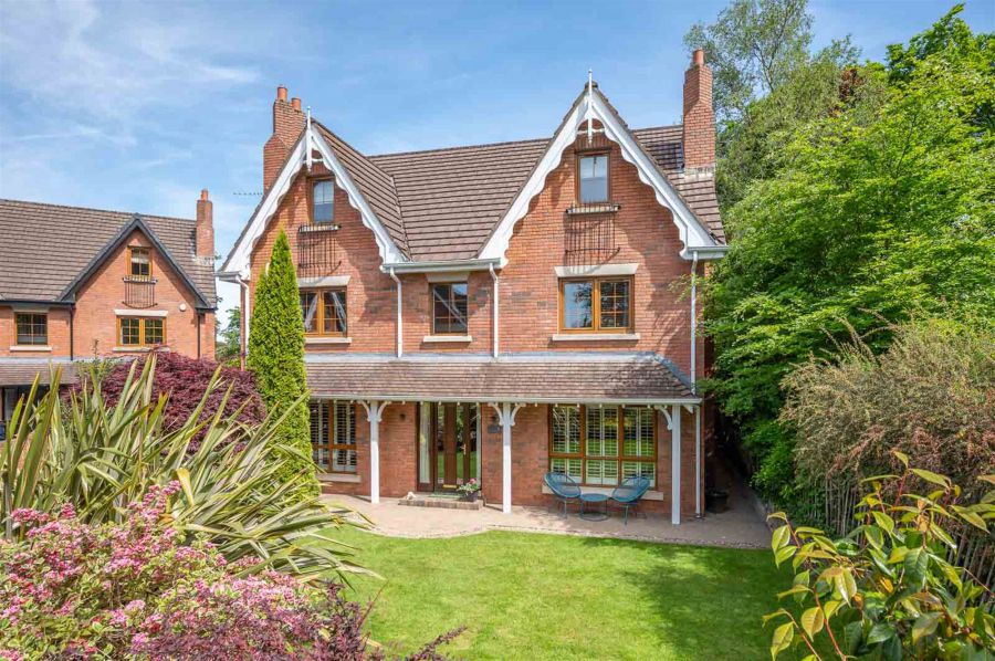 4 Orchard Lane