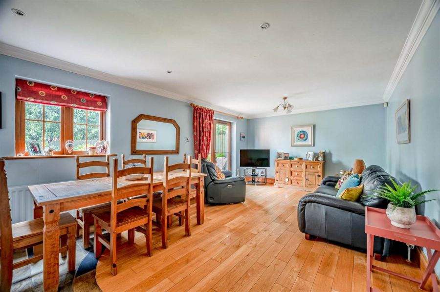 4 Orchard Lane
