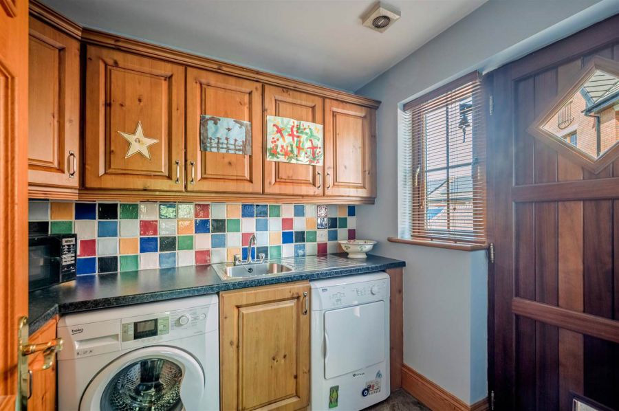 4 Orchard Lane