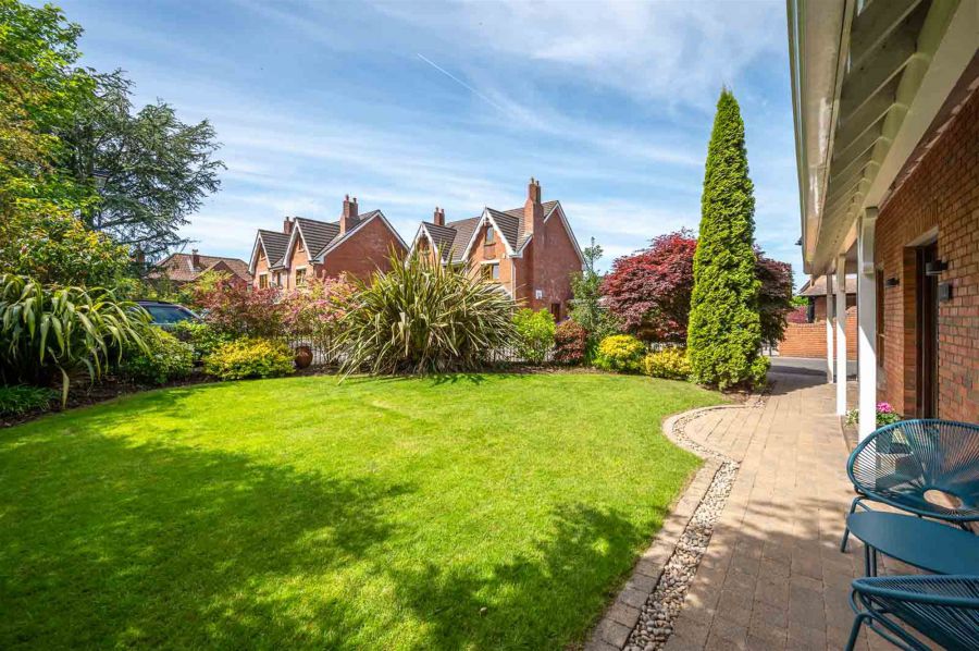 4 Orchard Lane