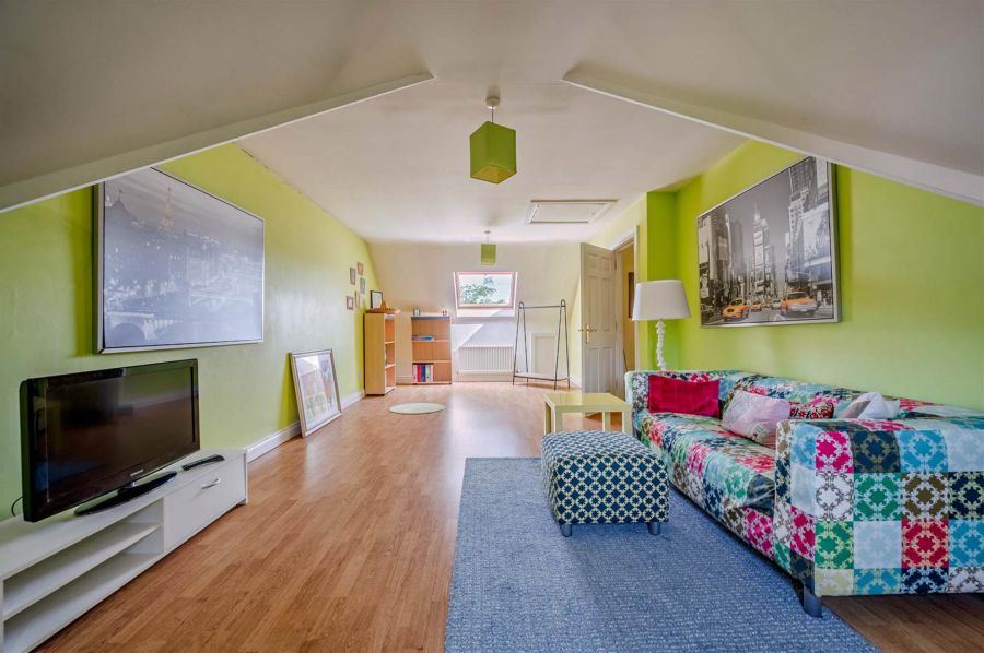 4 Orchard Lane