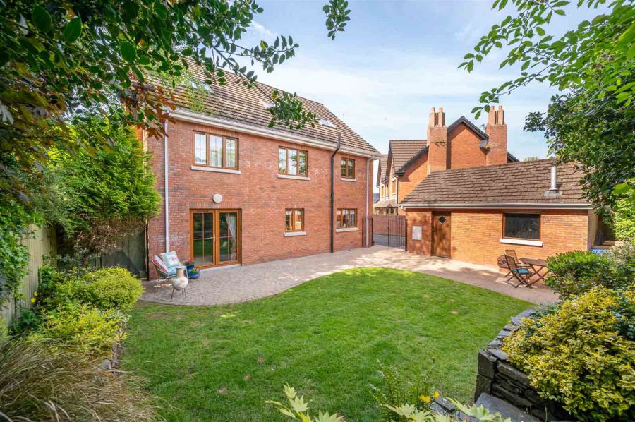4 Orchard Lane