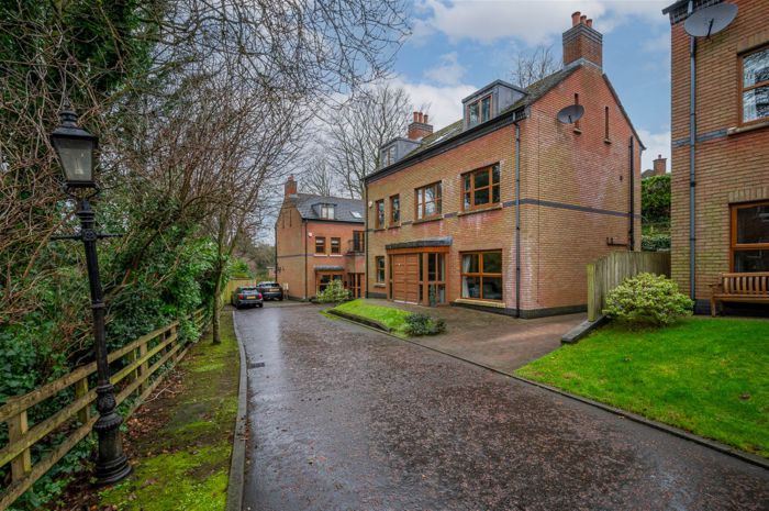 3 Cairnburn Lodge, 106c Old Holywood Road, belmont, belfast, BT4 2HL