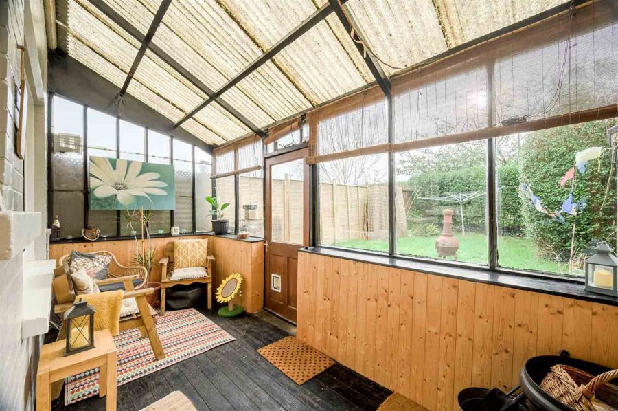 1 Loopland Crescent
