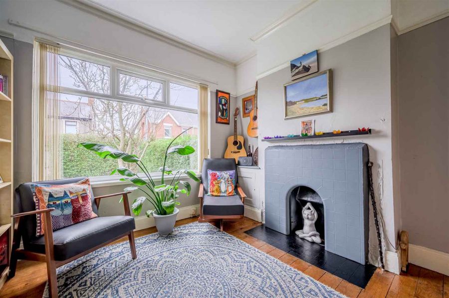 1 Loopland Crescent