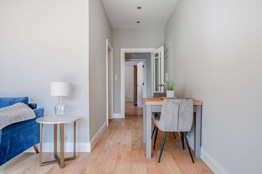 Apartment 6 14 Burghley Mews