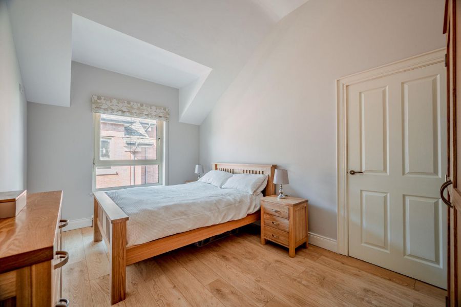 Apartment 6 14 Burghley Mews