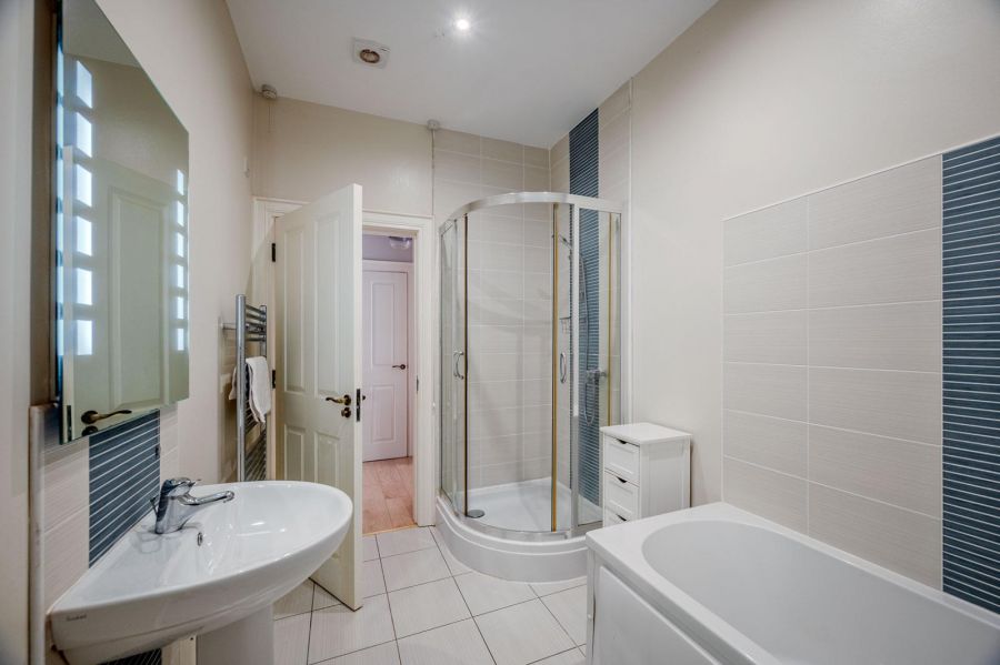 Apartment 6 14 Burghley Mews