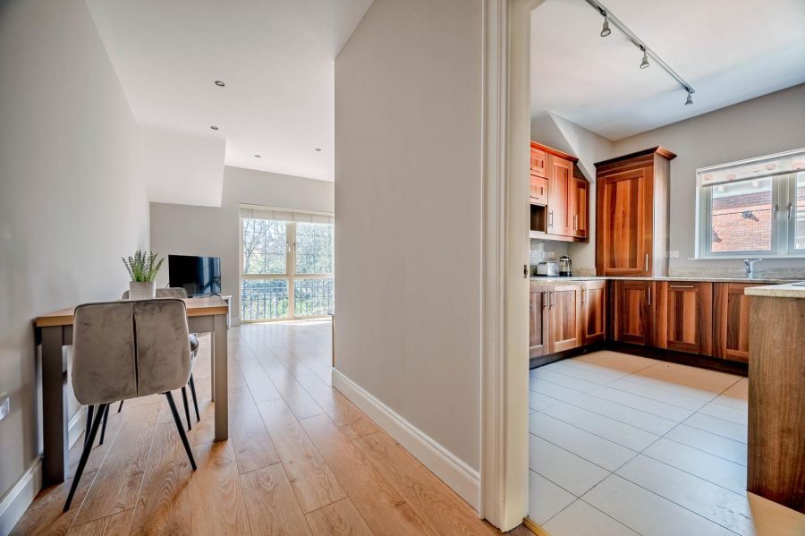 Apartment 6 14 Burghley Mews